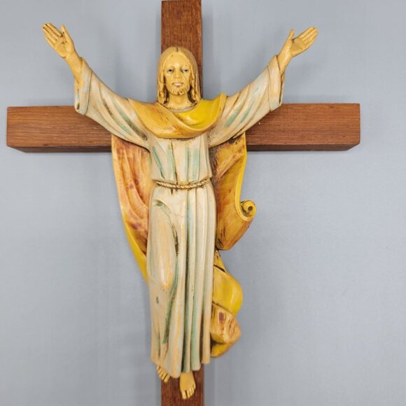 Vintage Wooden Cross Jesus Christ Figure Italy Wall Hanging Religious Decor 1984 - Picture 2 of 8